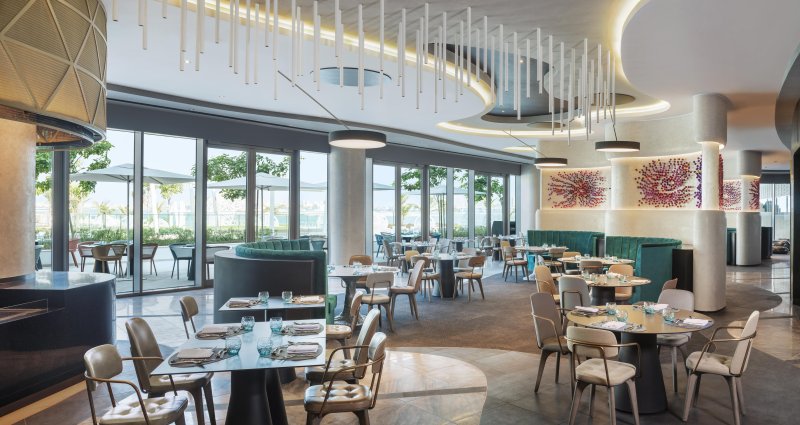 Dubai utazás W Dubai The Palm