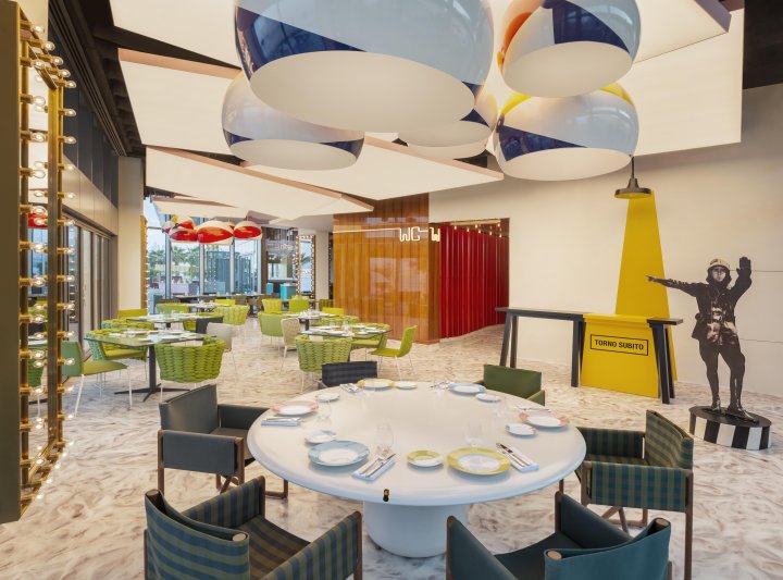 Dubai utazás W Dubai The Palm