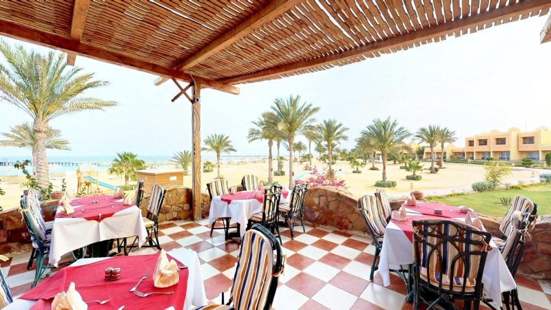 Marsa Alam utazás Wadi Lahmy Azur Resort