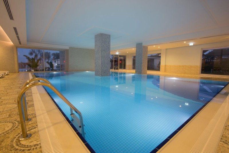 Water Side Resort & Spa Side