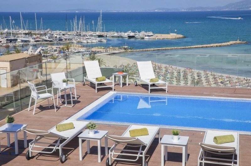 Mallorca utazás Whala! Beach