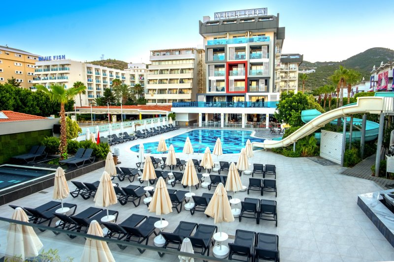 Alanya utazás White City Beach Hotel