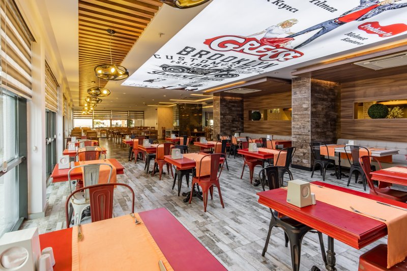 Alanya utazás White City Beach Hotel