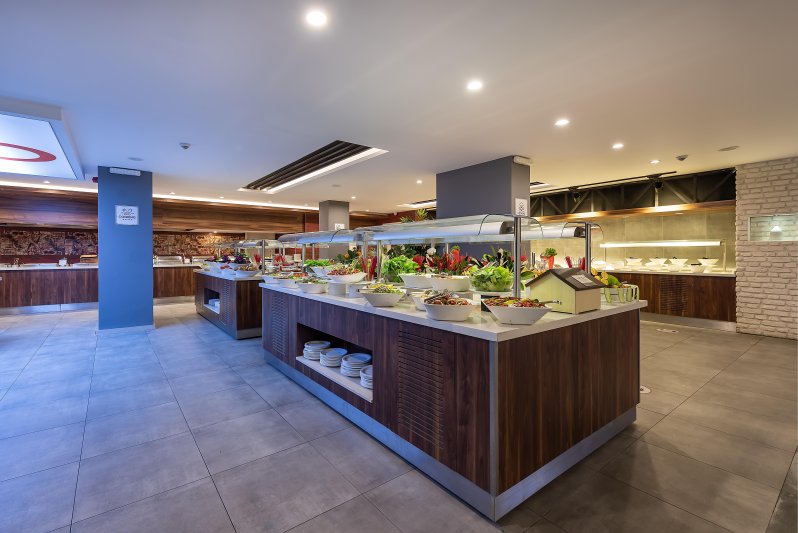 Alanya utazás White City Beach Hotel