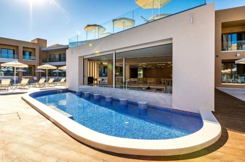 Zakynthos Laganas utazás White Olive Elite Laganas