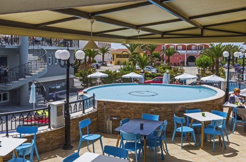 Zakynthos Laganas utazás White Olive Premium Laganas