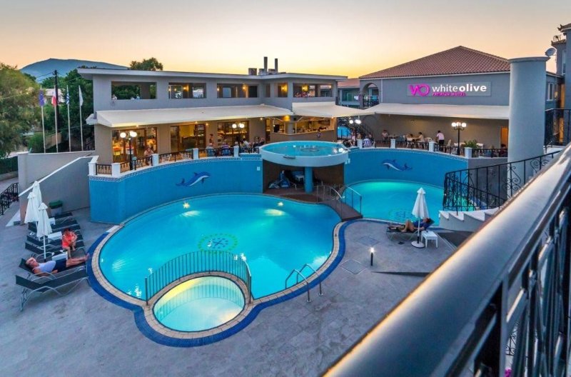 Zakynthos Laganas utazás White Olive Premium Laganas