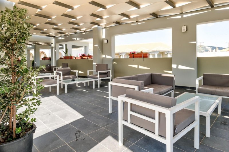 Zakynthos Laganas utazás White Olive Premium Laganas