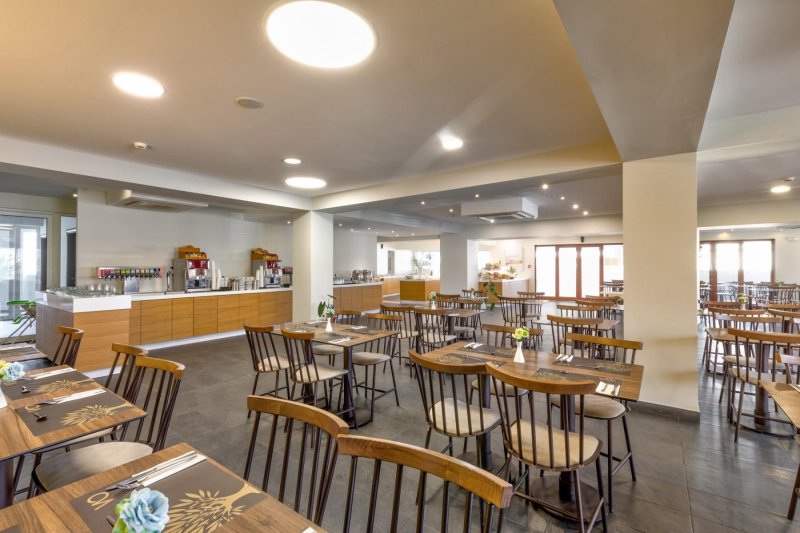 Zakynthos Laganas utazás White Olive Premium Laganas