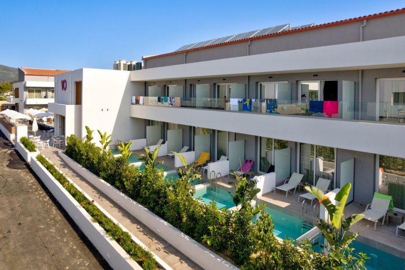 Zakynthos Laganas utazás White Olive Premium Laganas