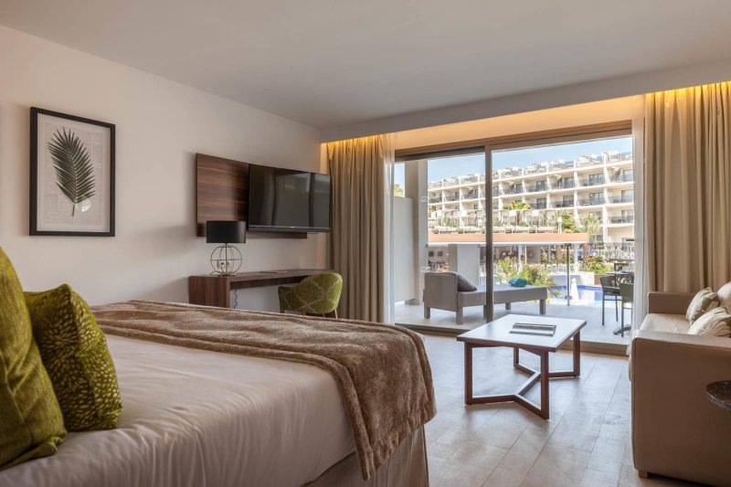 Mallorca utazás Zafiro Palace Palmanova