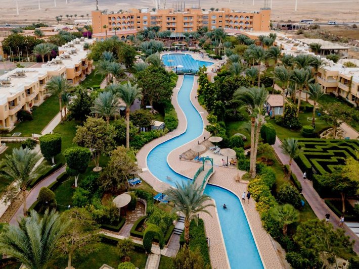Hurghada utazás Golden Beach Resort