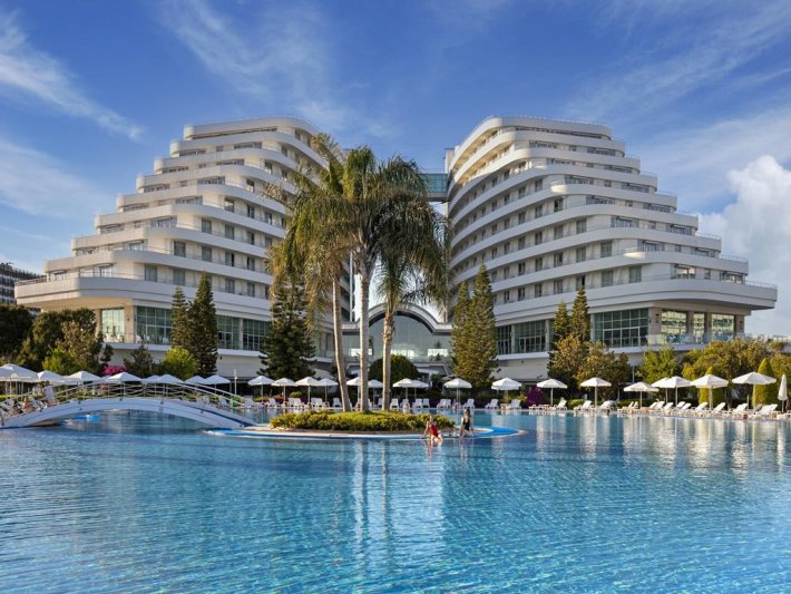 Antalya utazás üdülés Antalya Miracle Resort Hotel