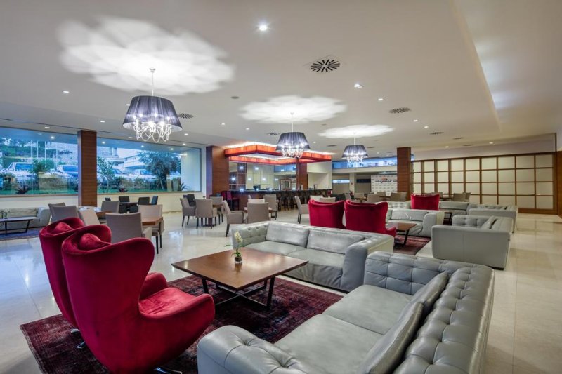 Észak-Ciprus Kyrenia utazás Acapulco Resort Convention Spa