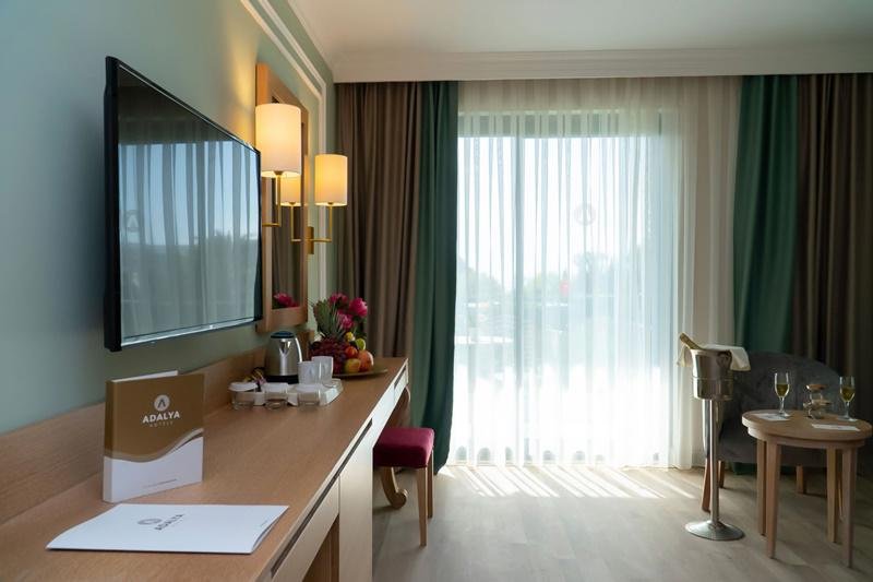 Side utazás Adalya Art Side