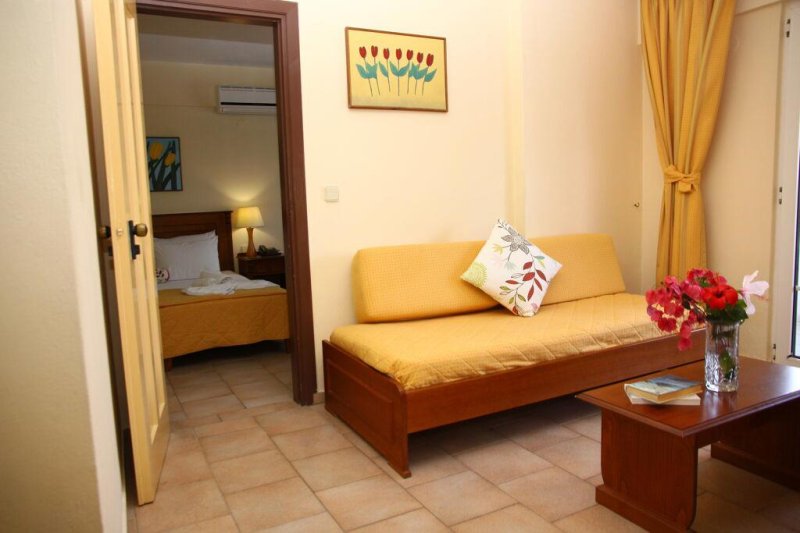 Kréta Agia Pelagia utazás Alexander House Hotel