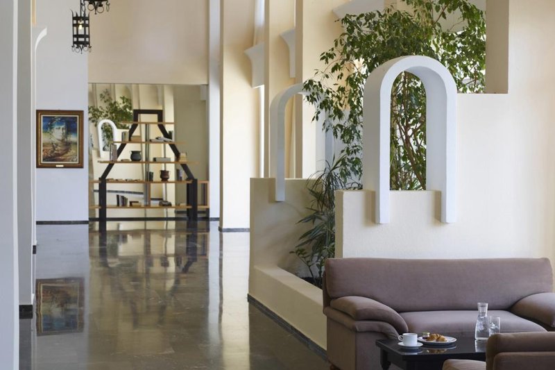 Rodosz Faliraki utazás Apollo Beach