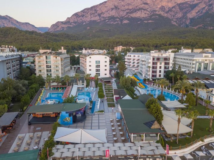 Kemer utazás Armas Beach Hotel