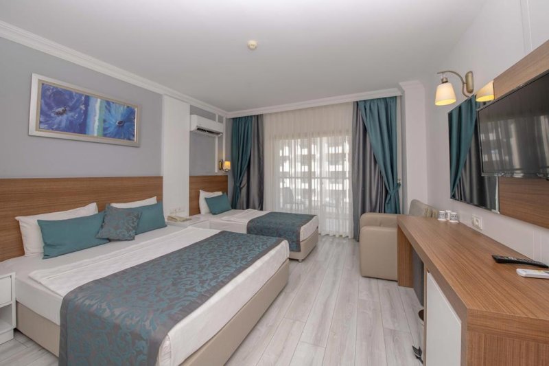 Kemer utazás Armas Beach Hotel