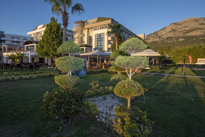 Kemer utazás Armas Gül Beach