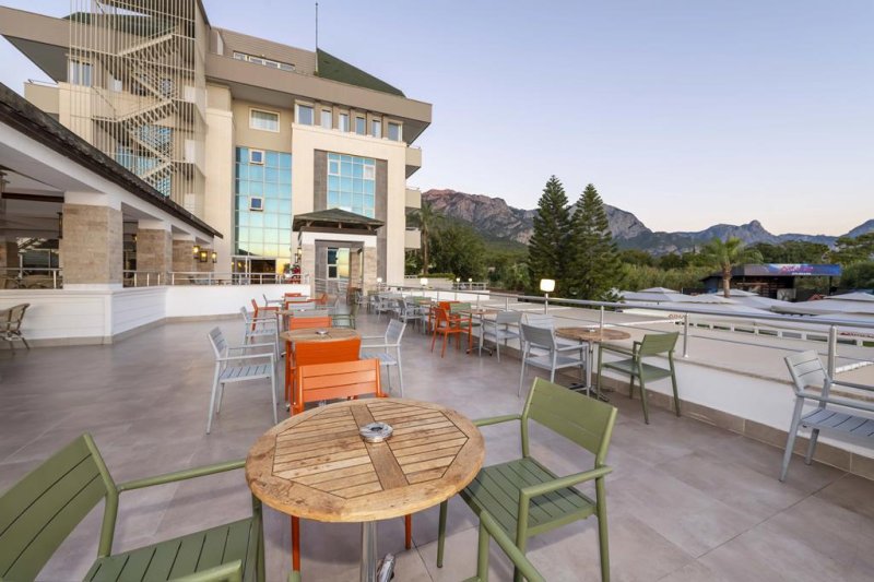 Kemer utazás Armas Gül Beach