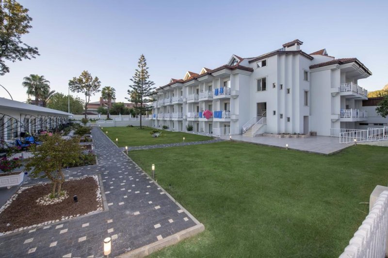 Kemer utazás Armas Gül Beach