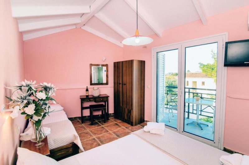 Zakynthos Laganas utazás Aura Hotel