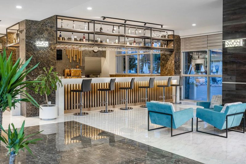 Alanya utazás Avena Resort