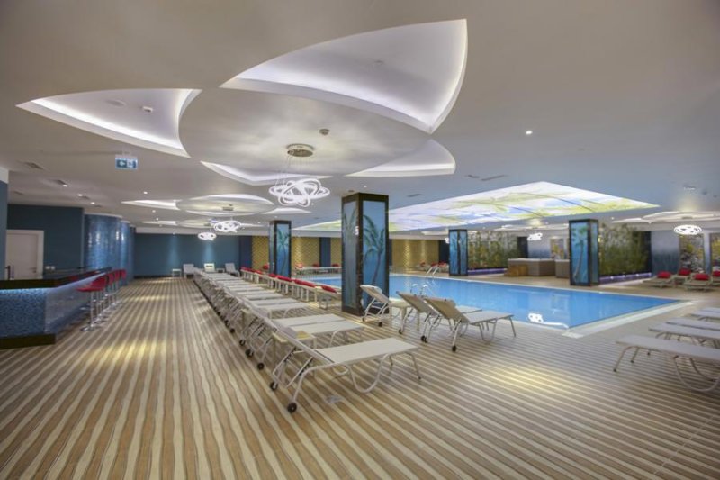 Alanya utazás Azura Deluxe Resort & Spa