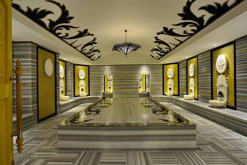 Alanya utazás Azura Deluxe Resort & Spa