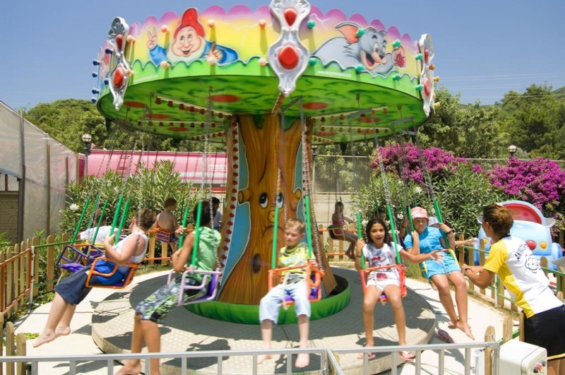 Alanya utazás Beach Club Doganay