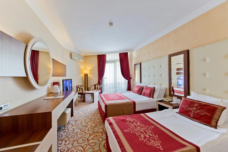 Alanya utazás Beach Club Doganay