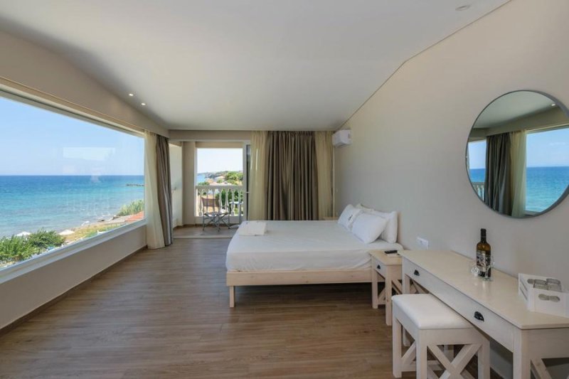 Zakynthos Drosia utazás Belussi Beach Hotel & Suites