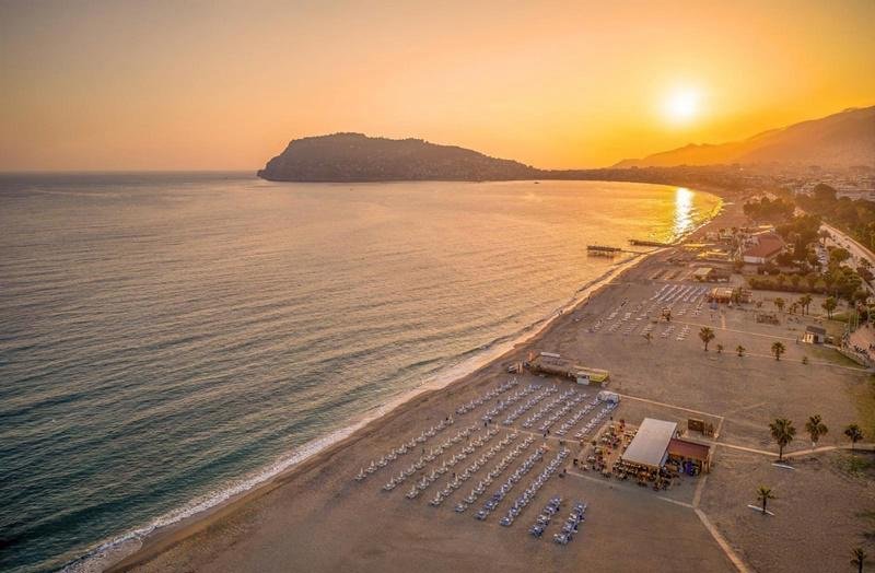 Alanya utazás Club Big Blue Suite Hotel