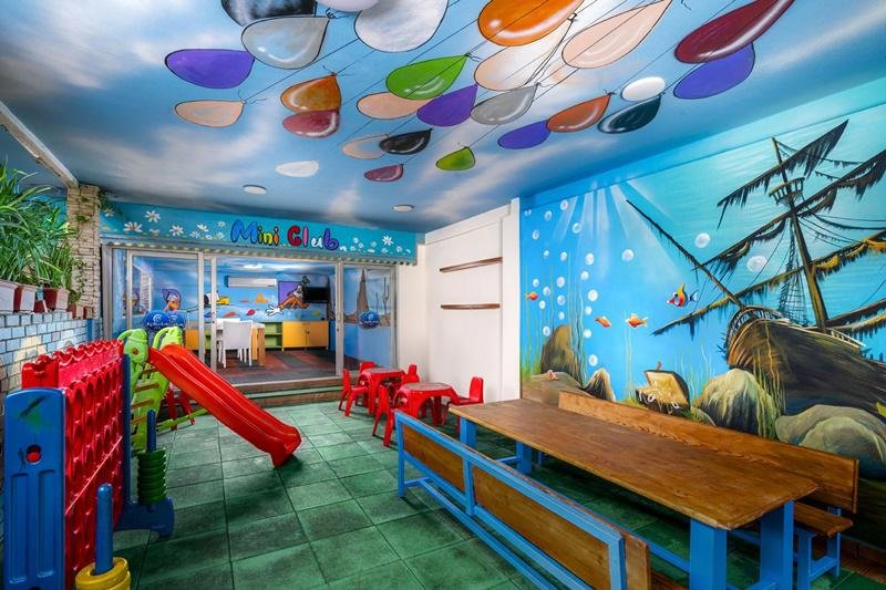 Alanya utazás Club Big Blue Suite Hotel