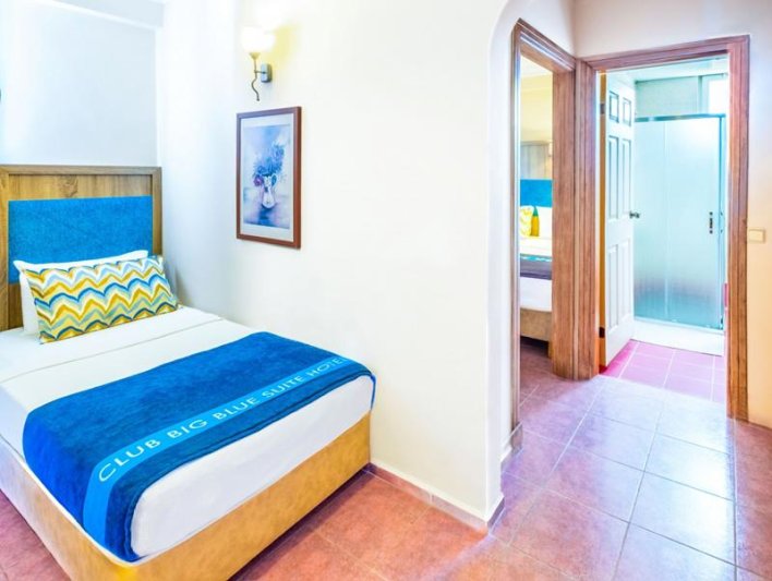 Alanya utazás Club Big Blue Suite Hotel