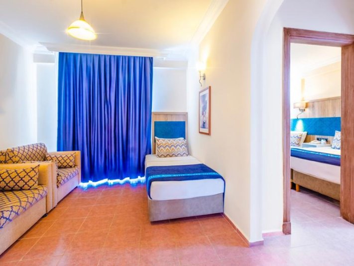Alanya utazás Club Big Blue Suite Hotel