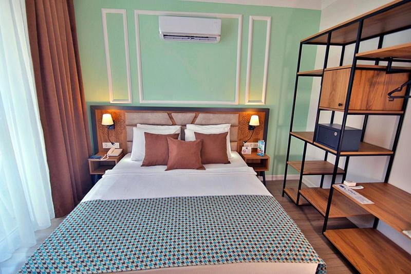 Alanya utazás Club Big Blue Suite Hotel