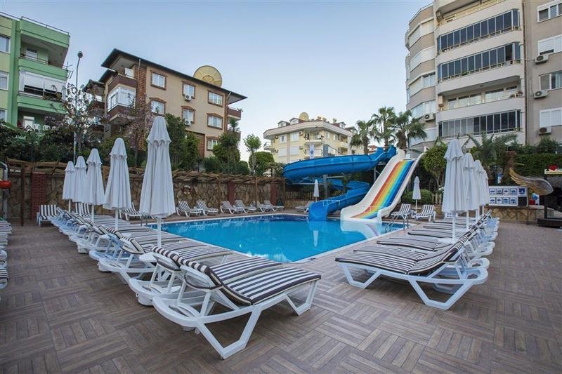 Alanya utazás Club Big Blue Suite Hotel