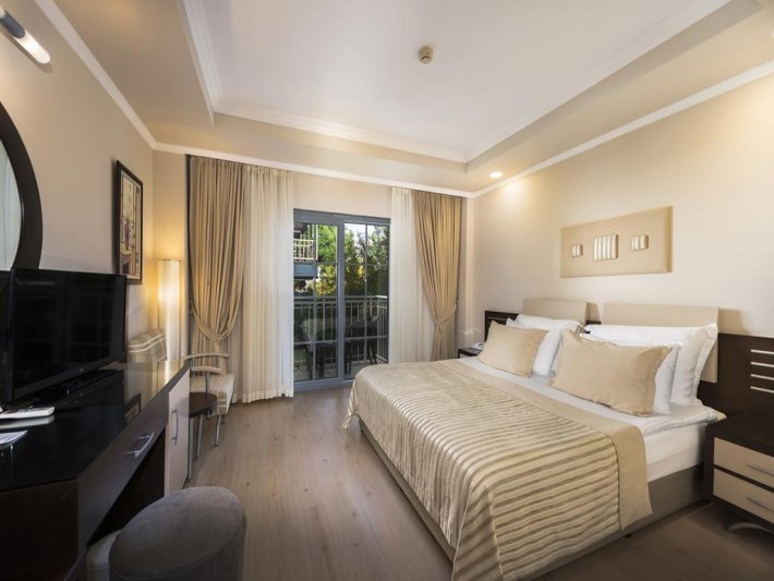 Side utazás Club Nena