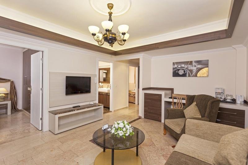 Alanya utazás Club Paradiso Hotel & Resort