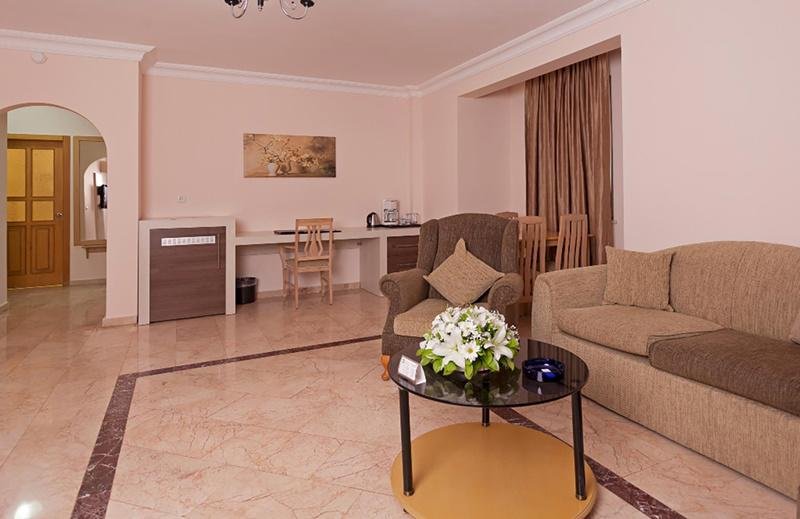 Alanya utazás Club Paradiso Hotel & Resort