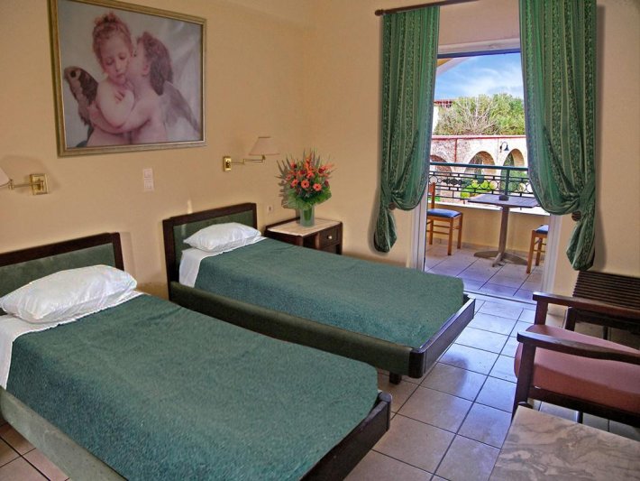 Zakynthos Laganas utazás Club Zante Plaza