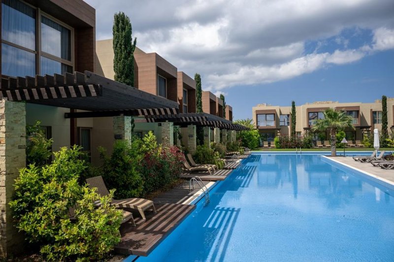 Észak-Ciprus utazás Concorde Luxury Resort