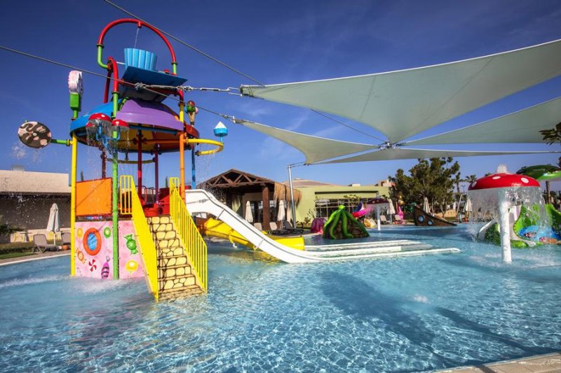 Észak-Ciprus utazás Concorde Luxury Resort