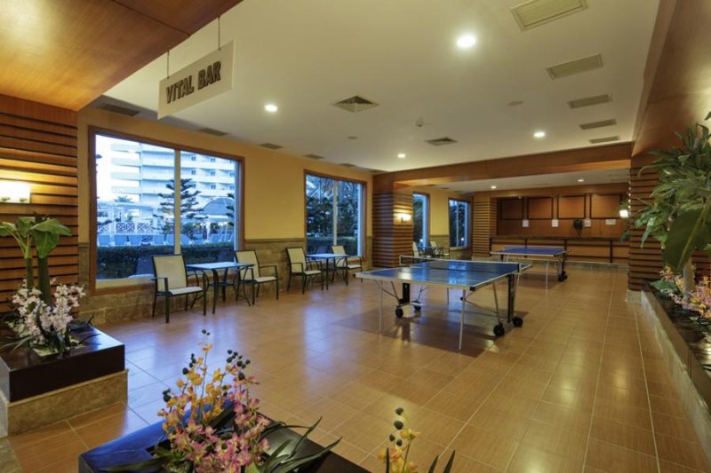 Side utazás Crystal Admiral Resort