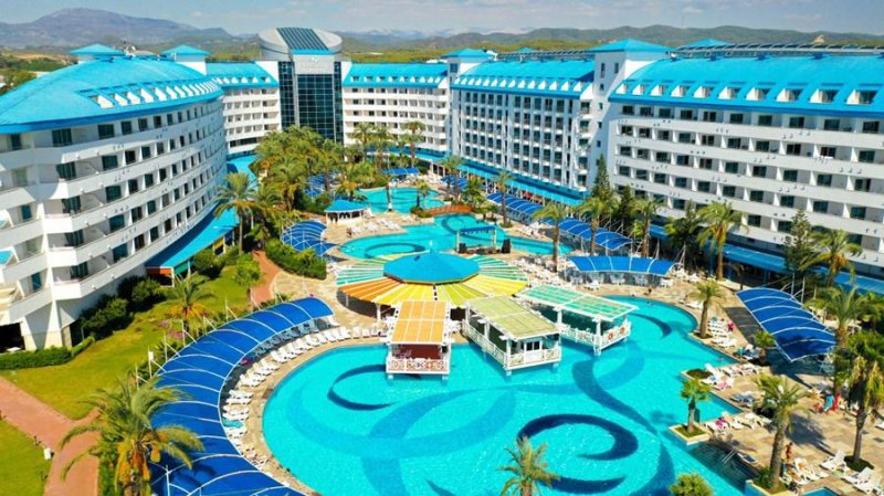 Side utazás Crystal Admiral Resort