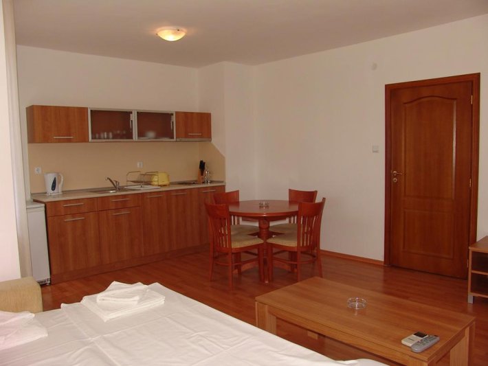 Napospart utazás Efir 1 Apart Komplex