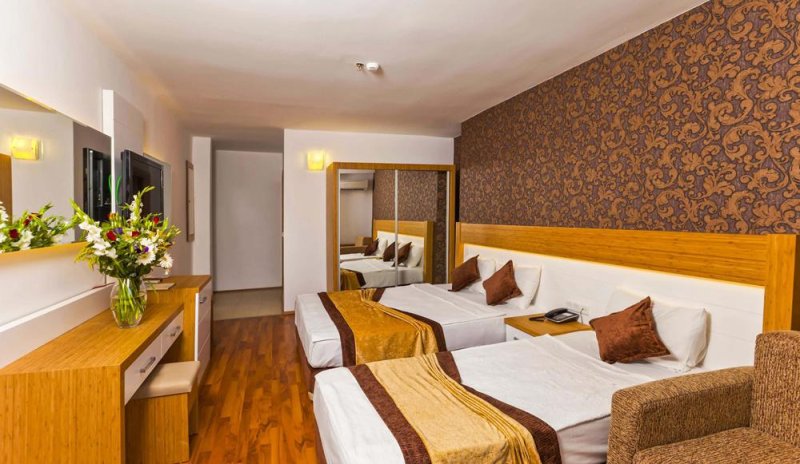 Alanya utazás Eftalia Downtown Hotel ex.: Eftalia Aytur Hotel