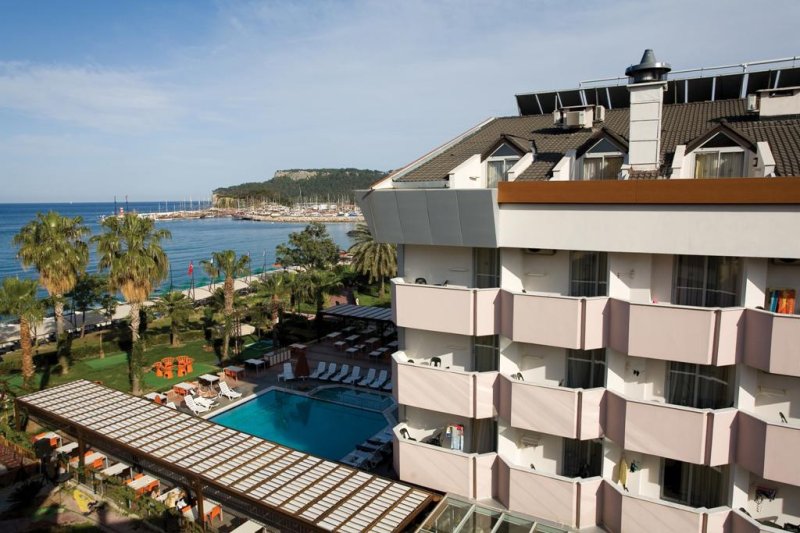 Kemer utazás Fame Beach Hotel